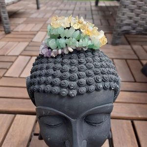 Chip stone adventurine in green, citrine yellow, purple amethyst bracelet. NWOT.